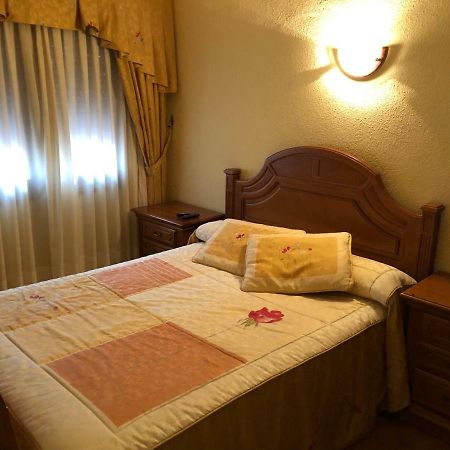 Hostal El Escudo Cilleruelo de Bezana 外观 照片