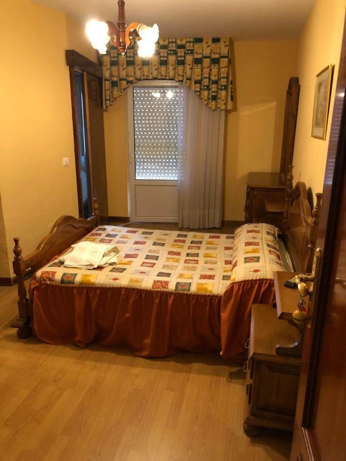Hostal El Escudo Cilleruelo de Bezana 外观 照片